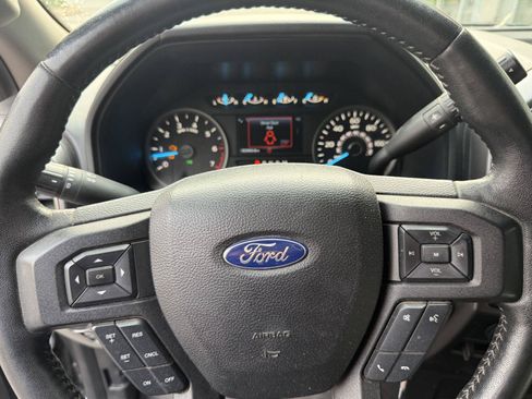 Used 2019 Ford F150 XLT w/ Equipment Group 302A Luxury AWD/4WD image 16