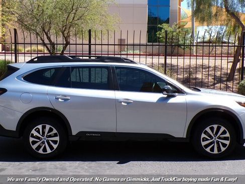 Used 2020 Subaru Outback image 5