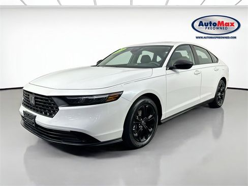 Used 2025 Honda Accord SE image 5