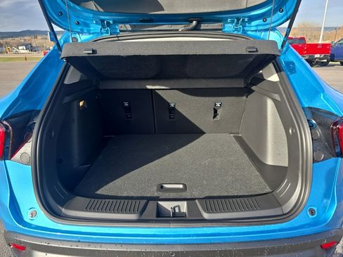 New 2026 Chevrolet Trax LT w/ Driver Confidence Package image 21