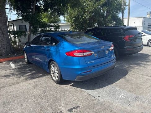 Used 2019 Ford Fusion SE FWD image 5