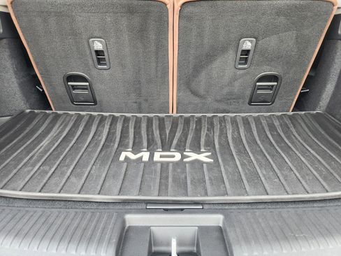 Used 2023 Acura MDX FWD w/ Technology Package image 32