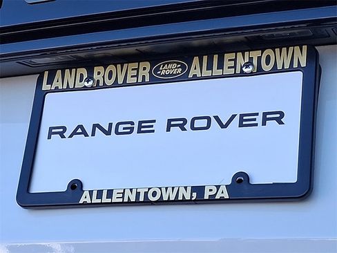 New 2026 Land Rover Range Rover Velar Dynamic SE image 18