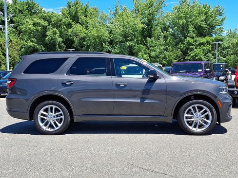 Used 2024 Dodge Durango GT AWD/4WD image 7