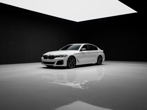 Used 2023 BMW M550i xDrive AWD/4WD image 85