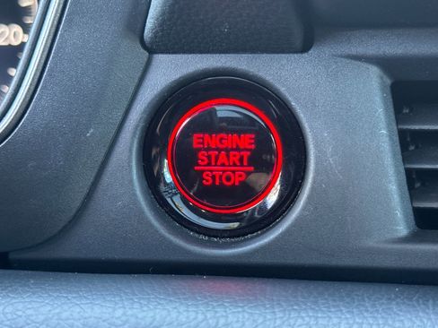 Certified 2025 Honda Pilot TrailSport image 34