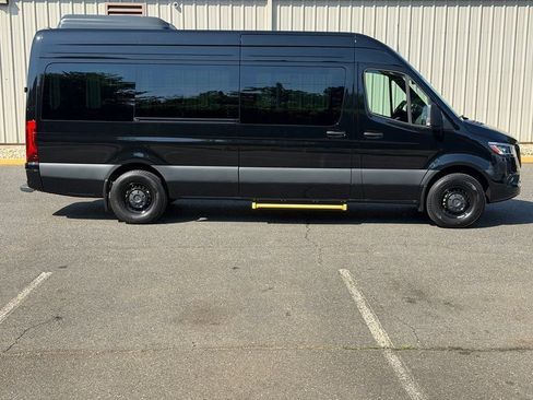 New 2025 Mercedes-Benz Sprinter 2500 image 3