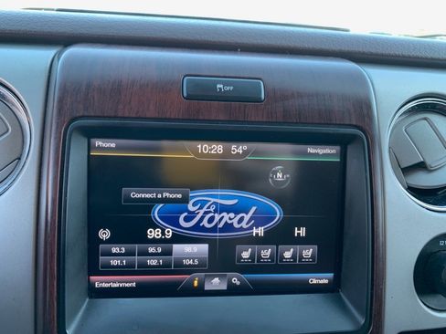 Used 2014 Ford F150 King Ranch w/ King Ranch Luxury Package image 23