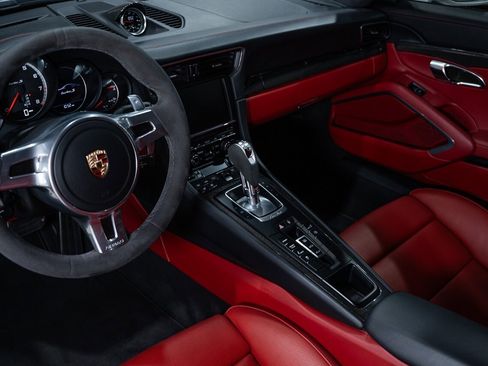 Used 2014 Porsche 911 Turbo S AWD/4WD image 48