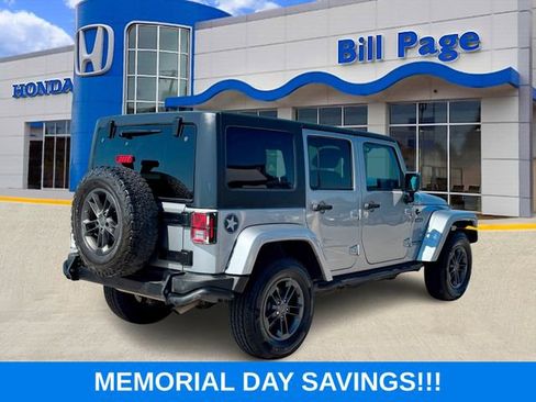 Used 2018 Jeep Wrangler Unlimited Sport AWD/4WD image 4