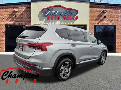Used 2022 Hyundai Santa Fe SEL FWD image 4