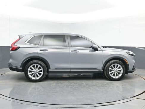 Used 2023 Honda CR-V EX image 11