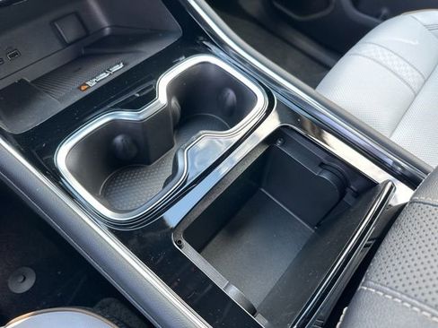 New 2025 Chevrolet Traverse High Country image 31