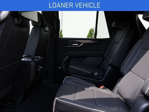 New 2026 GMC Yukon Elevation w/ Elevation Premium Package AWD/4WD image 18