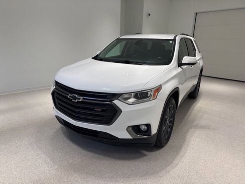 Used 2019 Chevrolet Traverse RS image 3