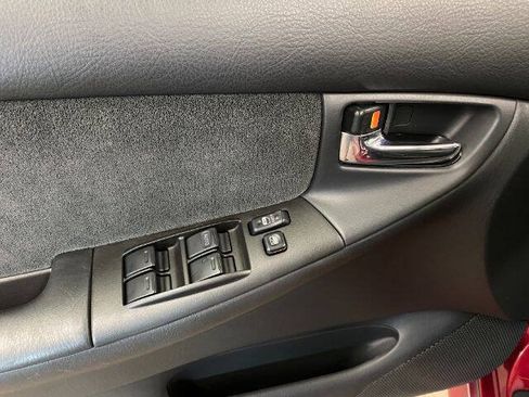 Used 2007 Toyota Corolla S w/ Extra Value Pkg 1 FWD image 11