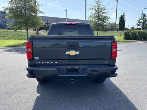 Used 2018 Chevrolet Silverado 1500 LT w/ All Star Edition AWD/4WD image 8