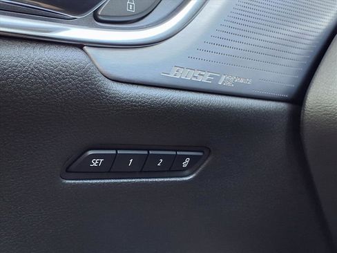 Used 2024 Cadillac XT6 Sport w/ Platinum Package image 26