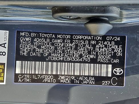 Used 2024 Toyota Corolla LE FWD image 27