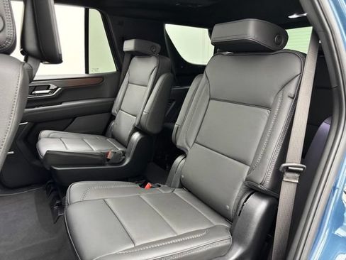 New 2026 GMC Yukon Denali w/ Denali Reserve Package AWD/4WD image 48