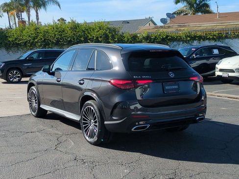 Used 2025 Mercedes-Benz GLC 350e 4MATIC image 8