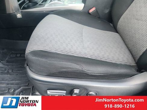 Used 2020 Toyota 4Runner SR5 image 27
