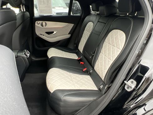 Used 2021 Mercedes-Benz GLC 300 4MATIC Coupe image 23