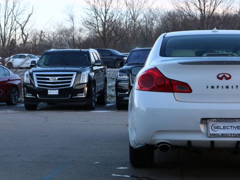 Used 2009 INFINITI G37 x Sedan w/ Premium Pkg image 11