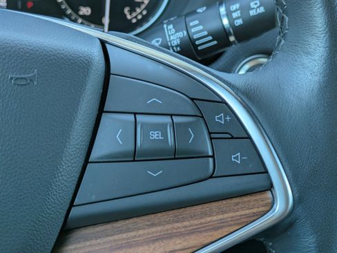 Certified 2024 Cadillac XT5 Premium Luxury w/ LPO, Floor Liner Package image 24