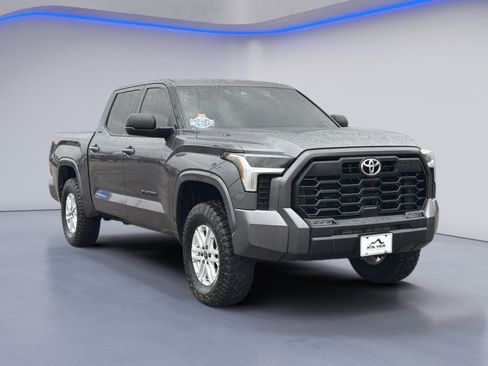 Used 2023 Toyota Tundra SR5 image 7
