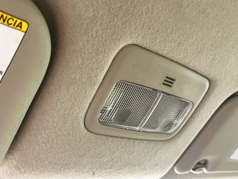 Used 2012 Toyota Corolla L FWD image 22