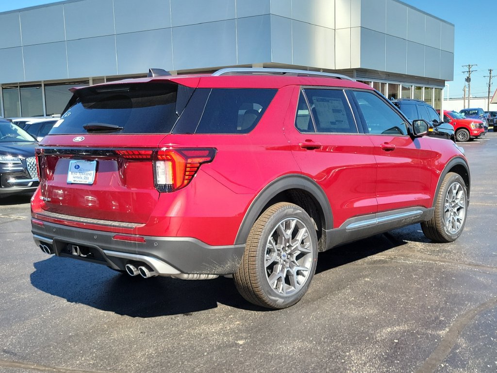 New 2027 Ford Explorer Platinum w/ 3.0L Ultimate Package AWD/4WD image 4