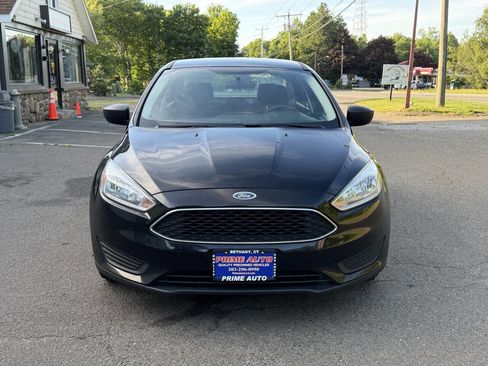 Used 2018 Ford Focus S FWD image 8