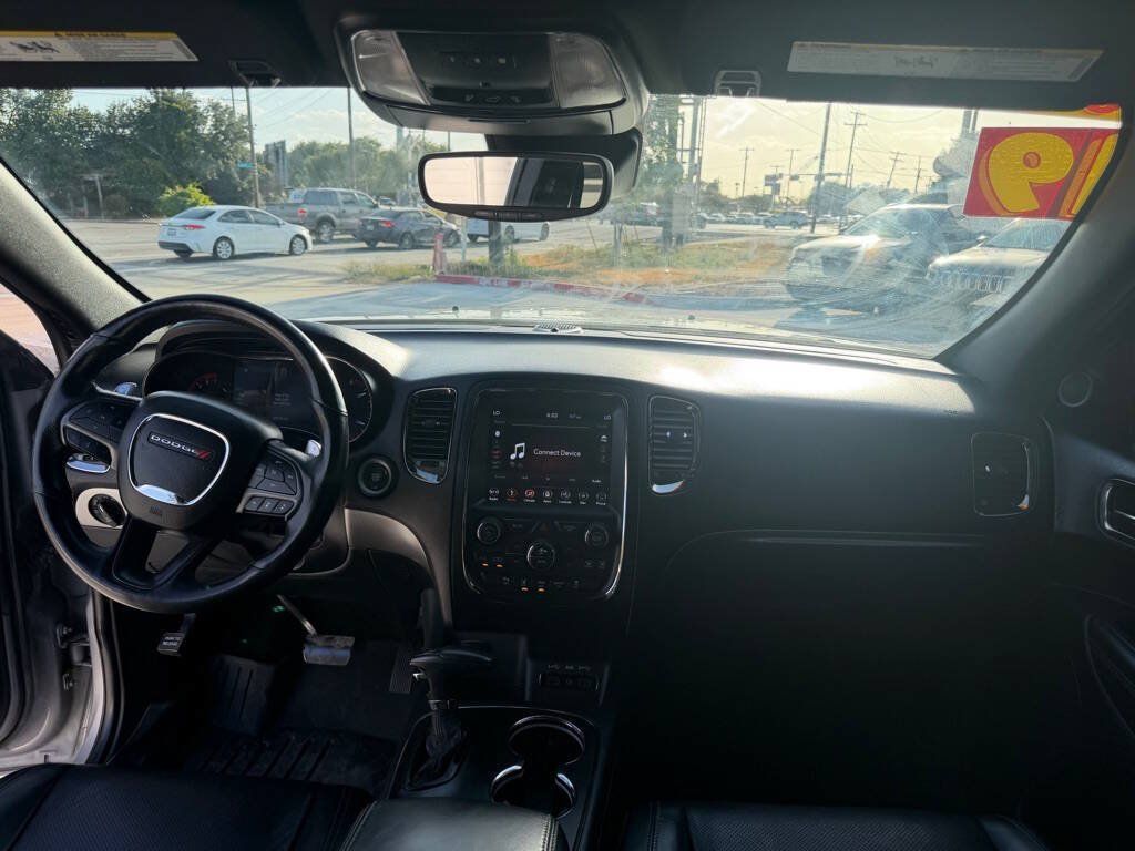 Used 2019 Dodge Durango R/T w/ Technology Group RWD image 17
