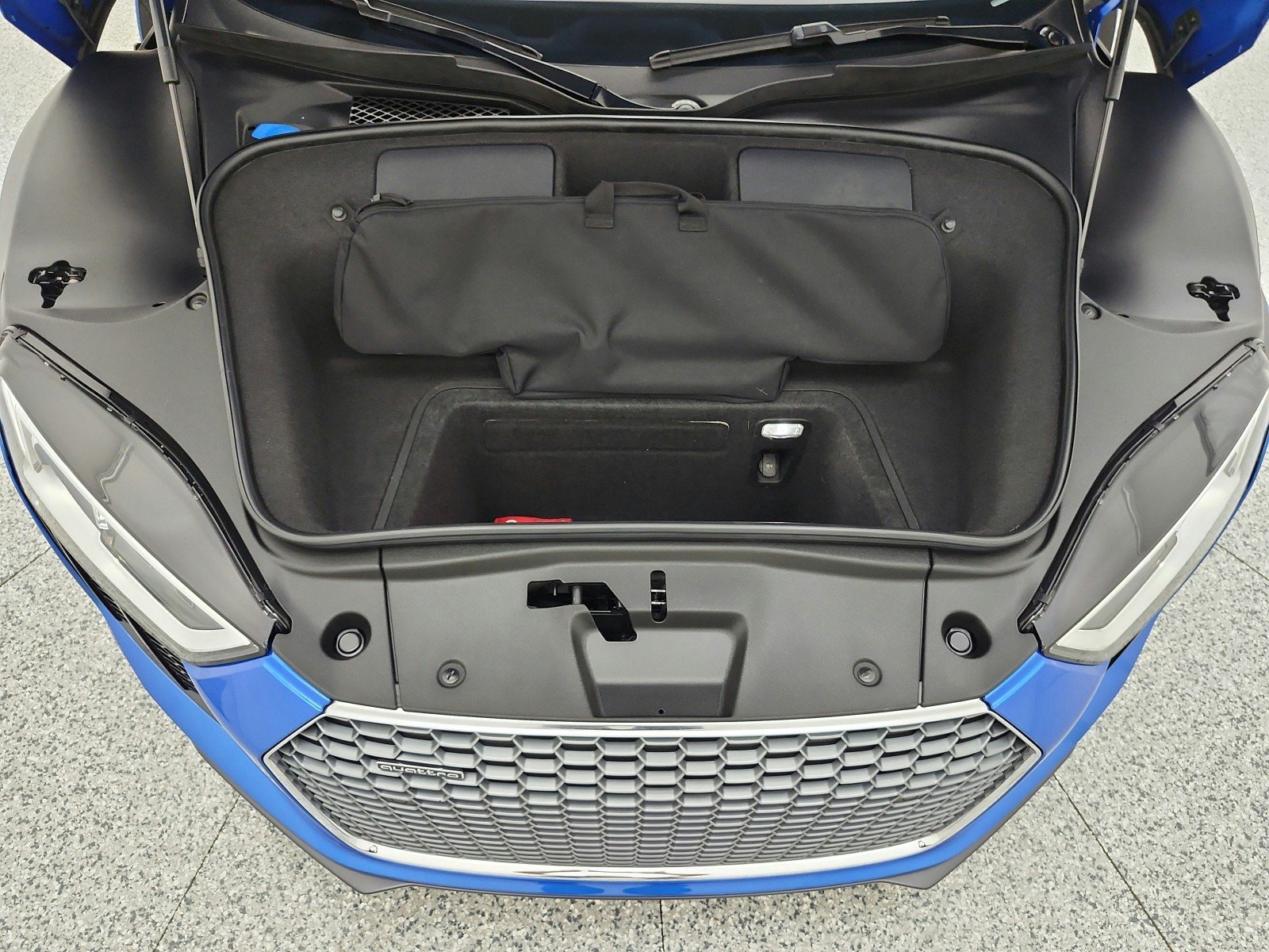 Used 2017 Audi R8 V10 AWD/4WD image 15