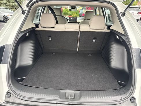 Certified 2025 Honda HR-V LX image 39