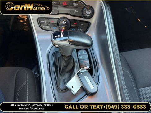 Used 2020 Dodge Challenger SXT RWD image 21