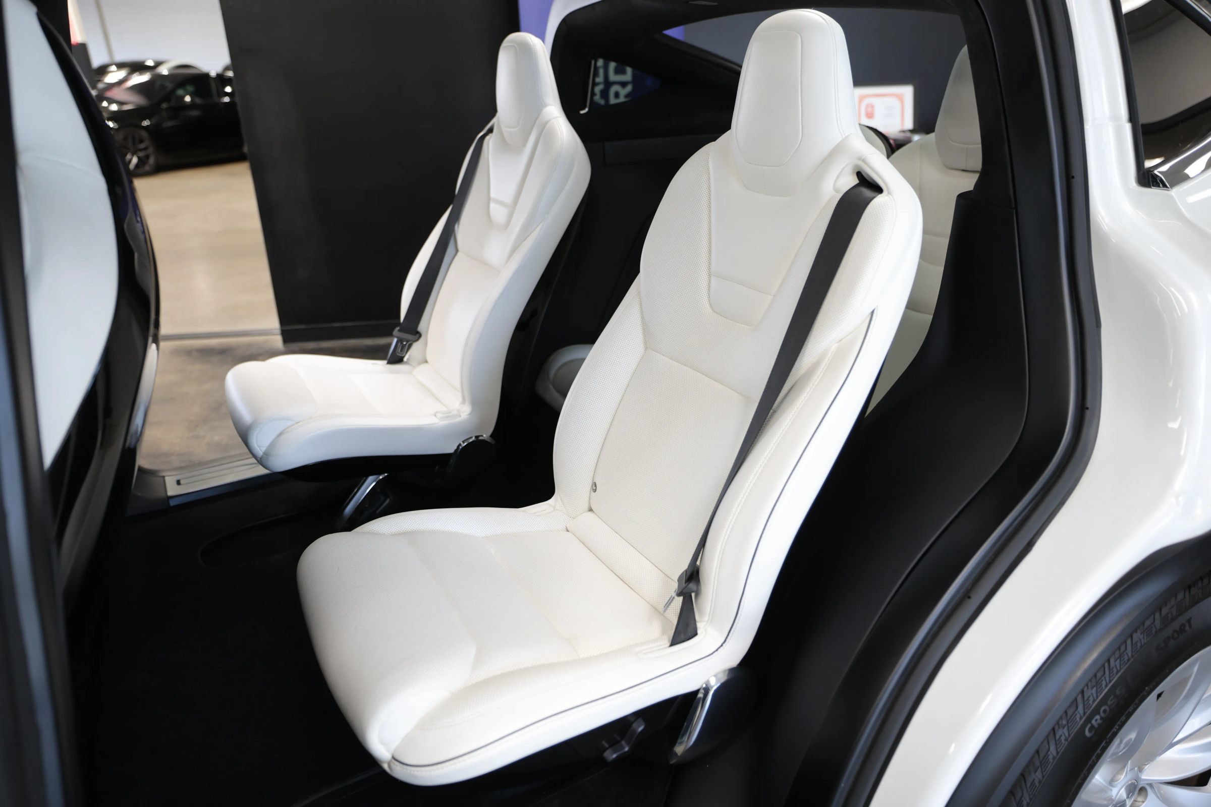 Used 2016 Tesla Model X Performance AWD/4WD image 42