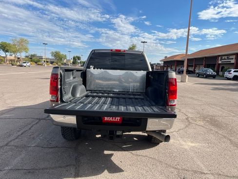 Used 2014 GMC Sierra 2500 SLT w/ SLT Convenience Package image 12