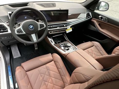 New 2026 BMW X5 xDrive50e w/ M Sport Package AWD/4WD image 10