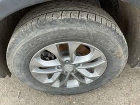 Used 2019 Hyundai Santa Fe SE image 15