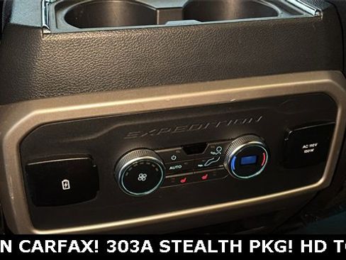 Used 2023 Ford Expedition Limited image 7
