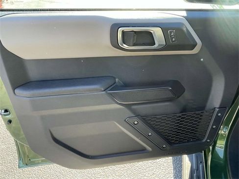 Used 2024 Ford Bronco Wildtrak image 16