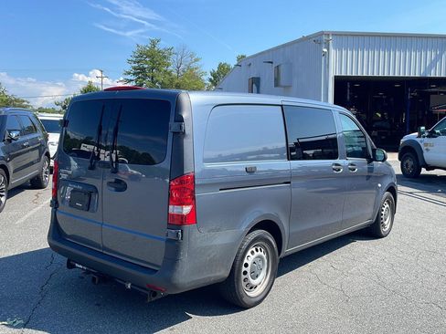 Used 2016 Mercedes-Benz Metris image 5