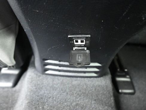 Used 2020 Toyota Tacoma SR w/ SR Convenience Package RWD image 35