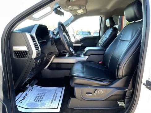 Used 2017 Ford F250 Lariat w/ Lariat Value Package AWD/4WD image 17