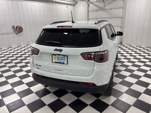 Used 2026 Jeep Compass Latitude AWD/4WD image 4