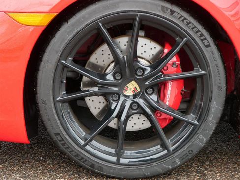 Used 2018 Porsche 911 Carrera 4S image 7