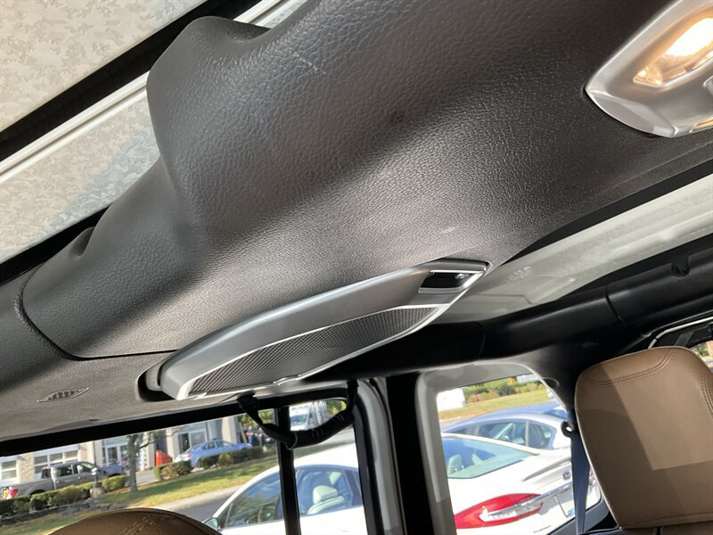 Used 2020 Jeep Wrangler Unlimited Sahara AWD/4WD image 25