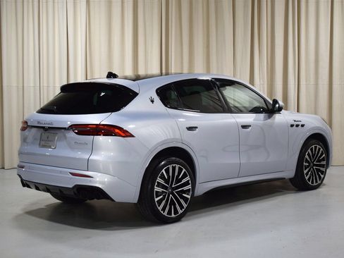 Used 2025 Maserati Grecale Modena AWD/4WD image 10
